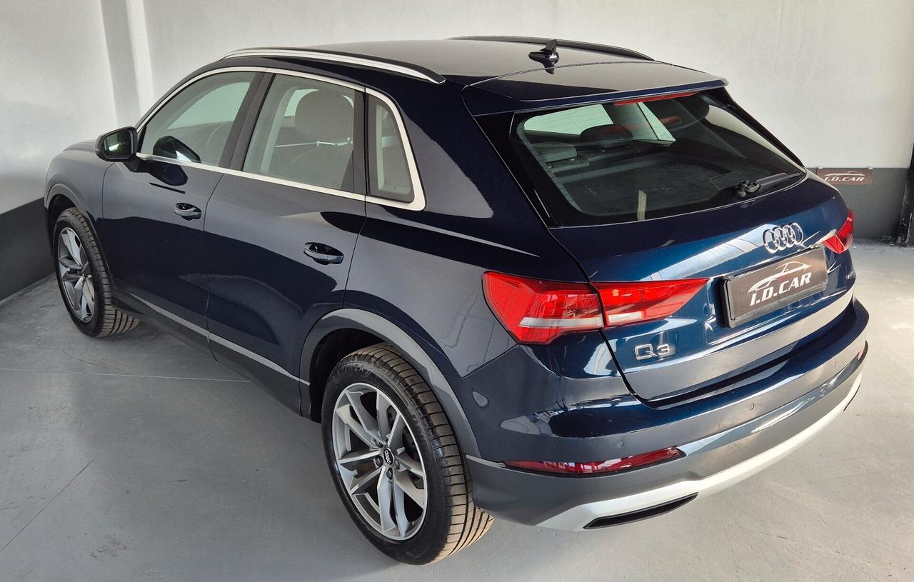 Audi Q3 40 TDI quattro S tronic Business Advanced