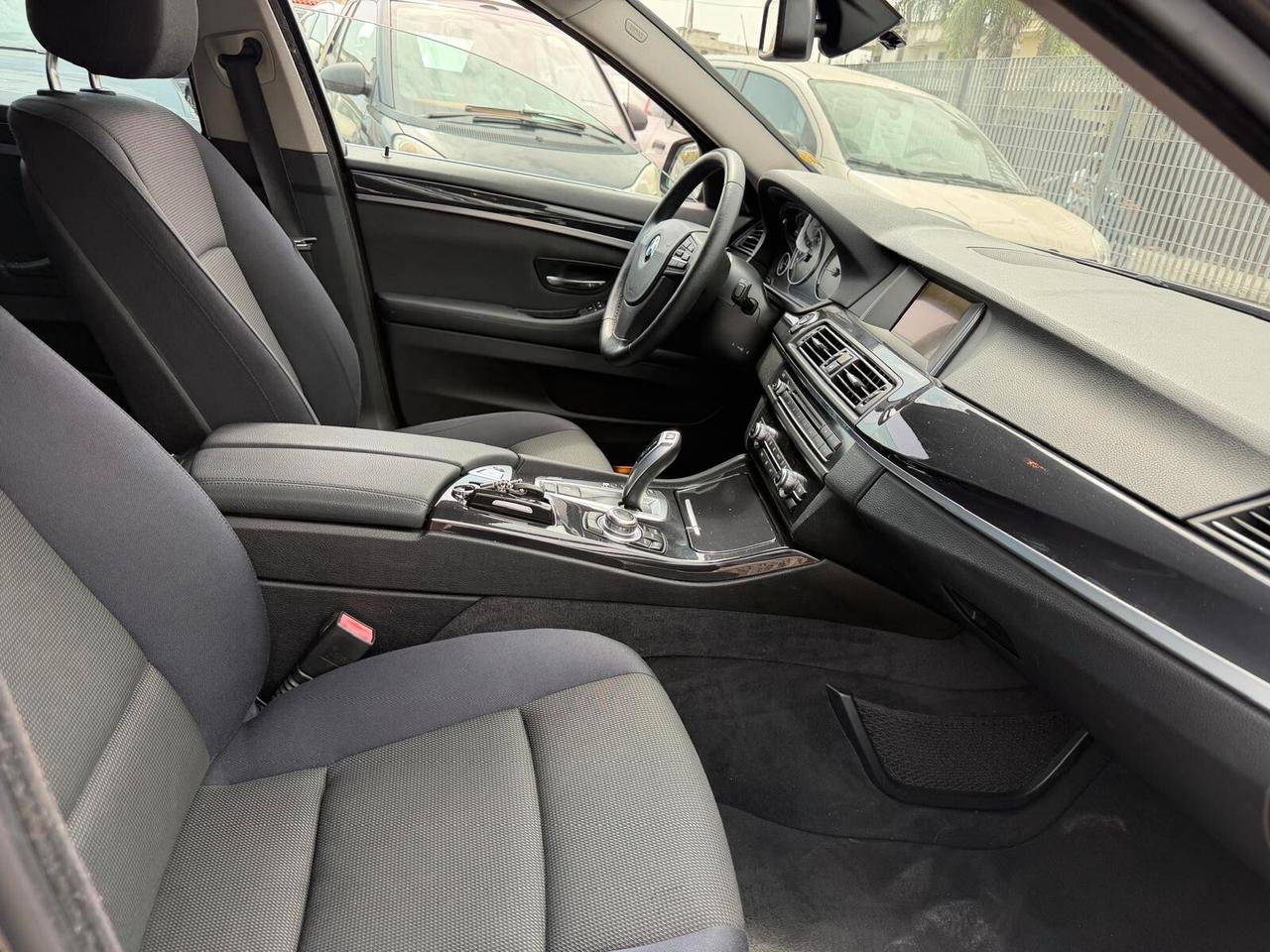 Bmw 520d 190cv Auto Touring Luxury-2015