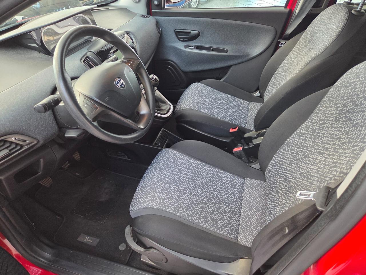 Lancia Ypsilon 1.2 69 CV 5 porte Elefantino-Uniproprietaria