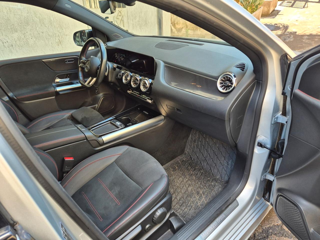 Mercedes-benz B 180 d Automatic AMG Line Premium Plus