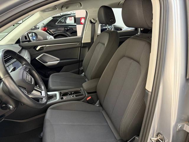 AUDI Q3 35 TDI S tronic Business