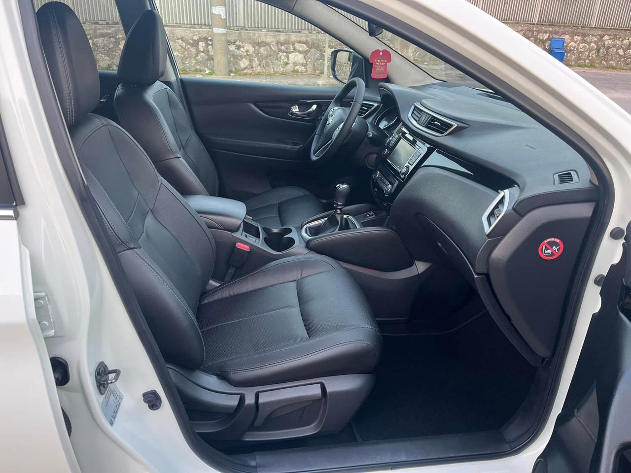 Nissan Qashqai 1.6 dCi 4WD 131CV TETTO N-Connecta