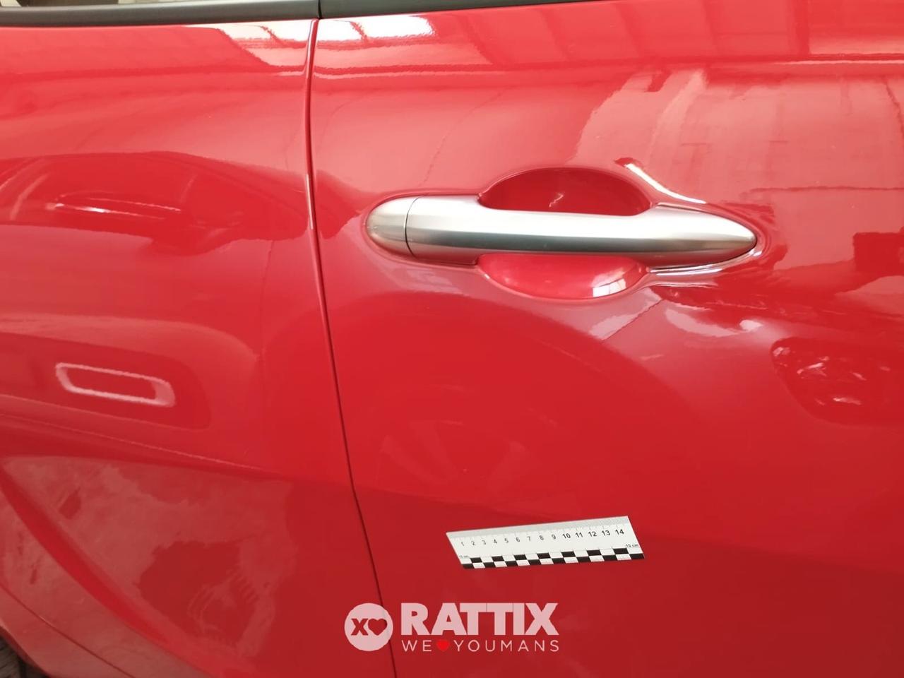 Lancia Ypsilon 1.0 Firefly Hybrid 70CV Gold