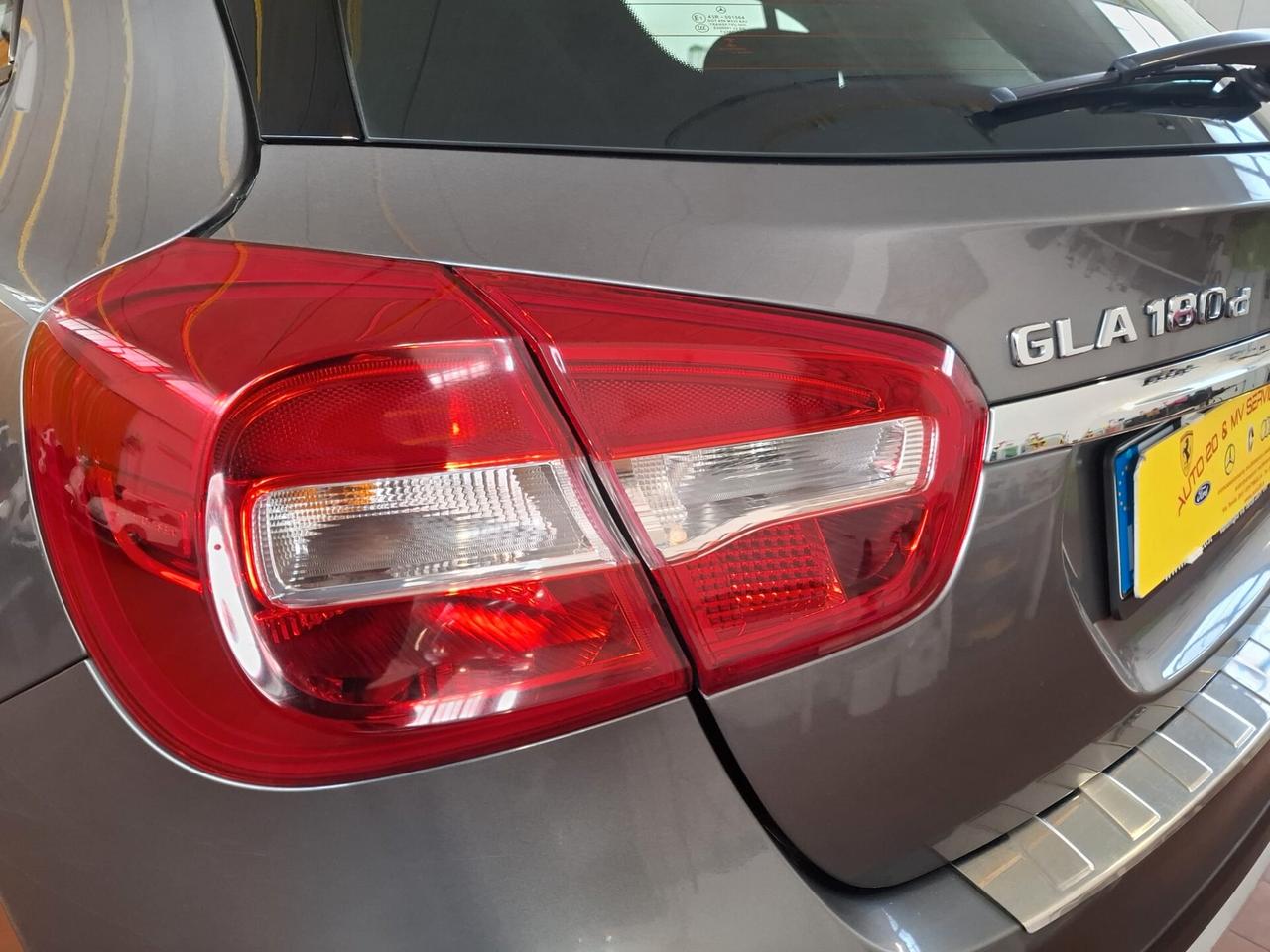 Mercedes-benz GLA 180 d Automatic Premium full optional