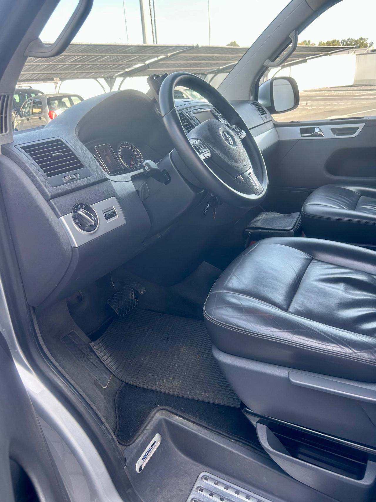 Volkswagen Multivan 2.0 BiTDI 180CV DSG 4 Motion Highline