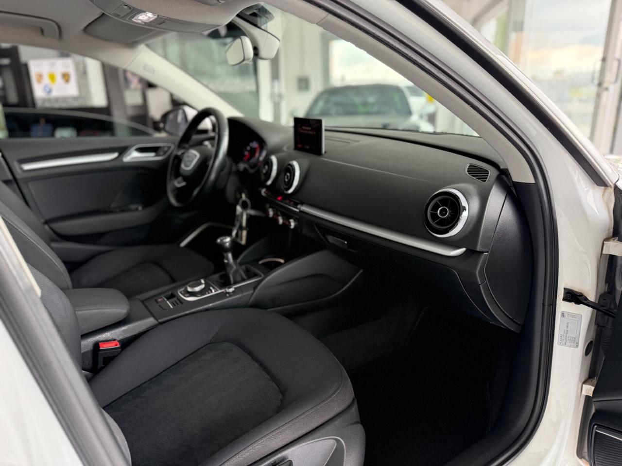 Audi A3 1.2 TFSI 110 CV Ambiente