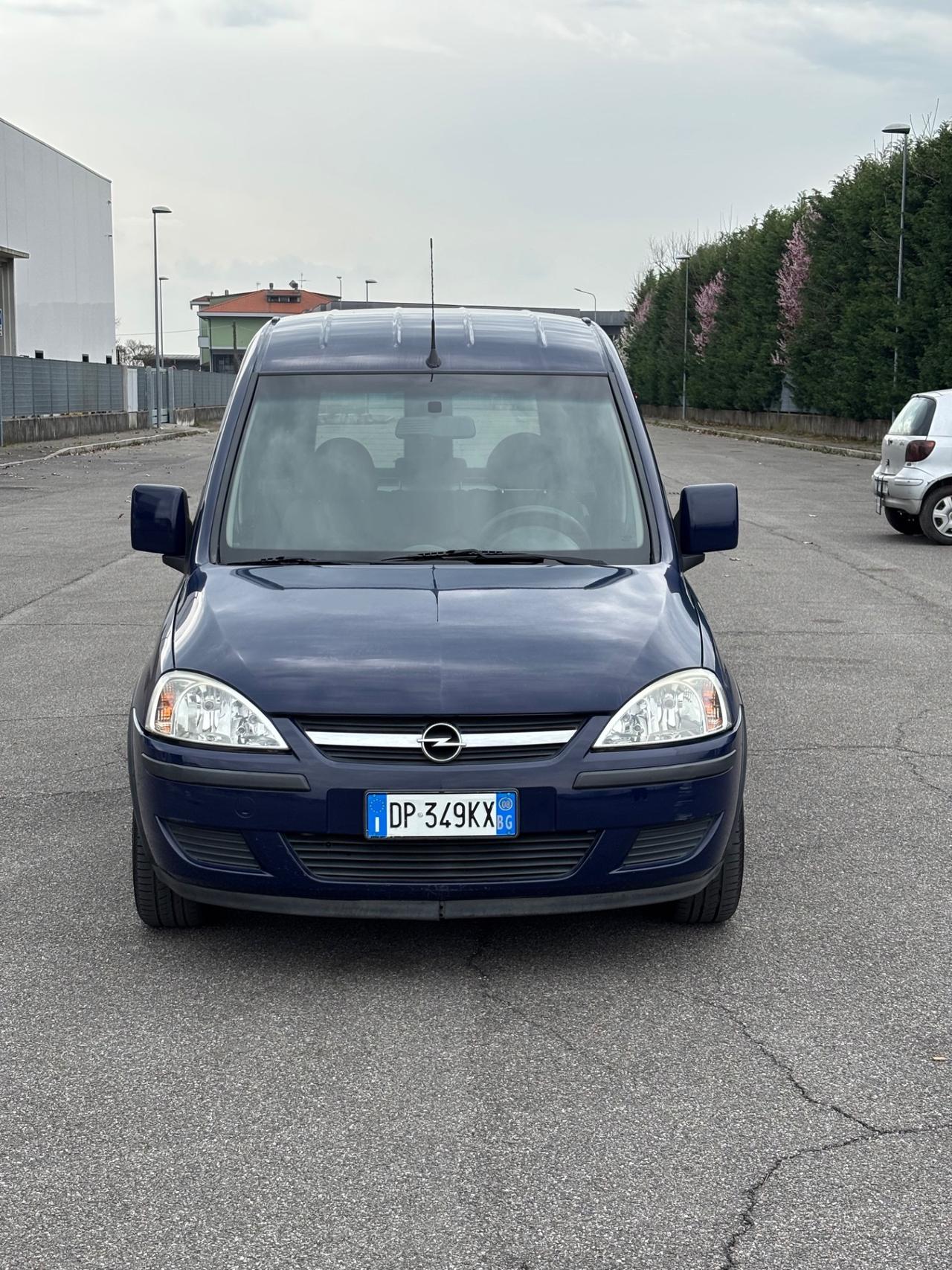 Opel Combo 1.6 CNG Metano 5p. Tour Enjoy GARANZIA