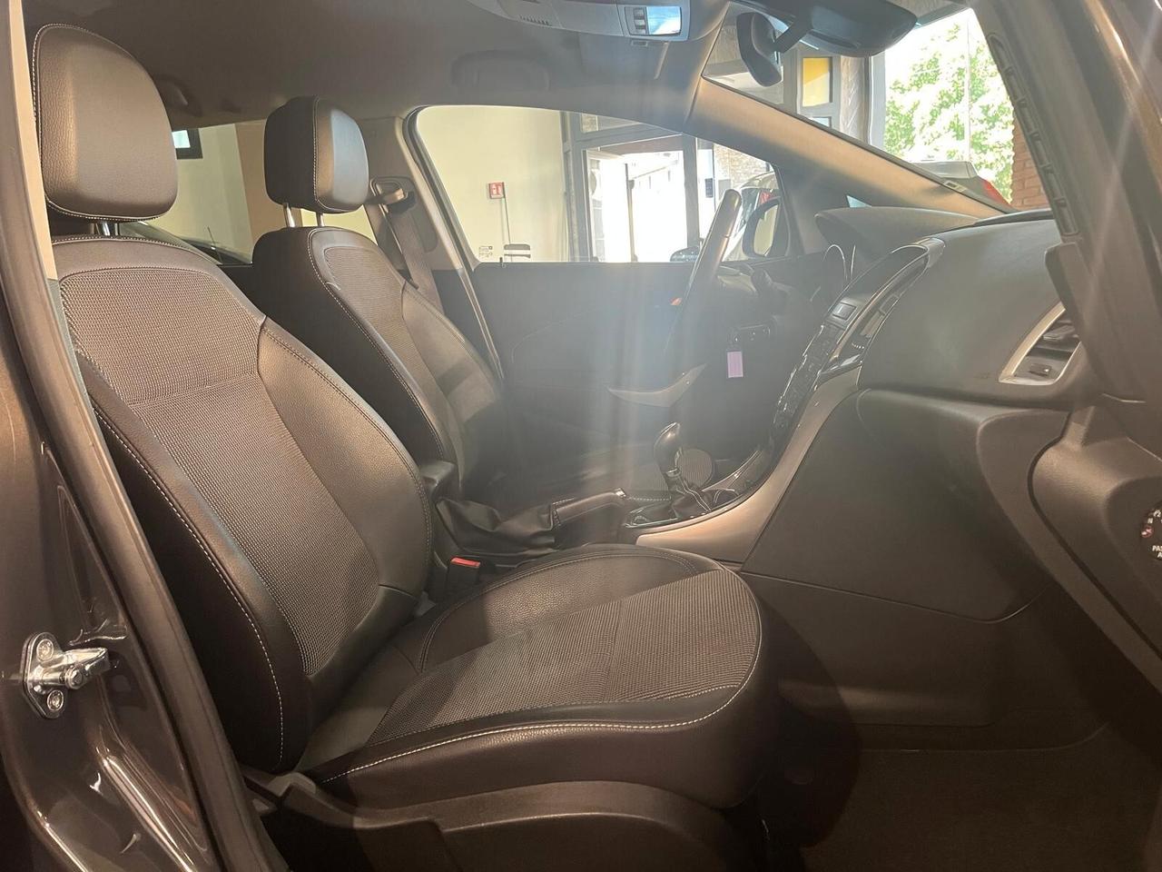Opel Astra 1.7 CDTI 110CV Sports Tourer Cosmo