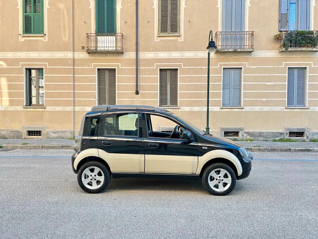 Fiat Panda 1.3 MJT 16V DPF 4x4 Cross