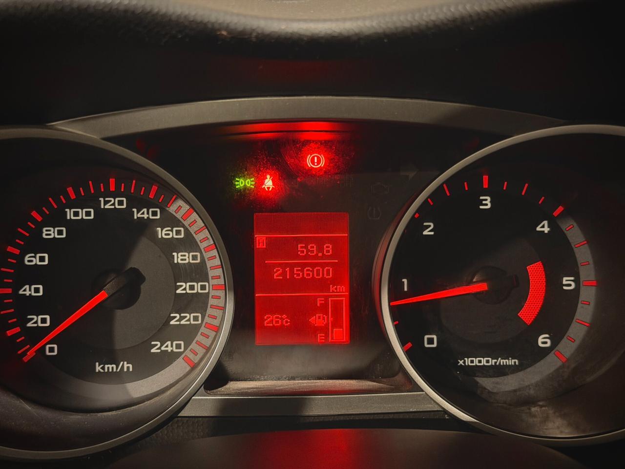 Mitsubishi Outlander 2.0 DI-D Intense - Autocarro