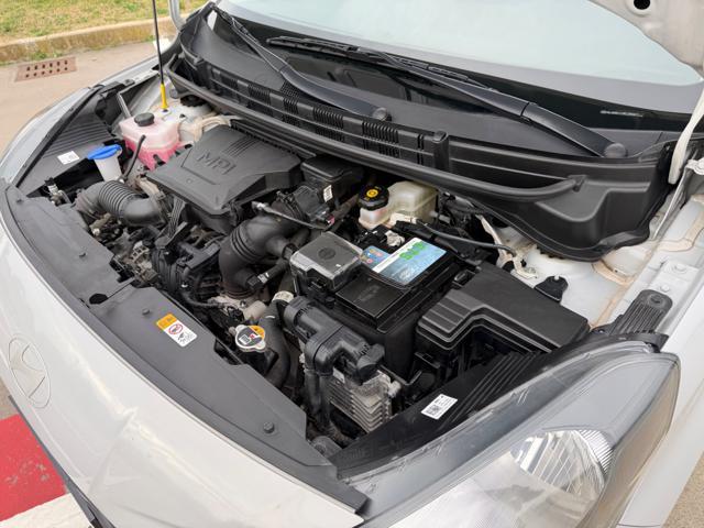 HYUNDAI i10 1.0 MPI AUTOMATICA CONNECTLINE+VIRTUAL+NAVI+PDC