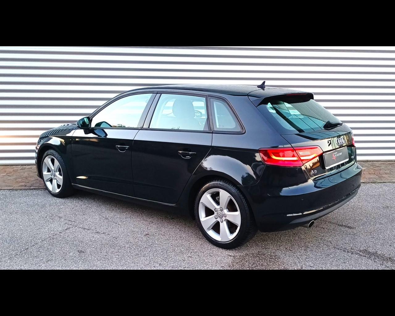 AUDI A3 SPORTBACK 1.6 TDI S-TRONIC AMBITION