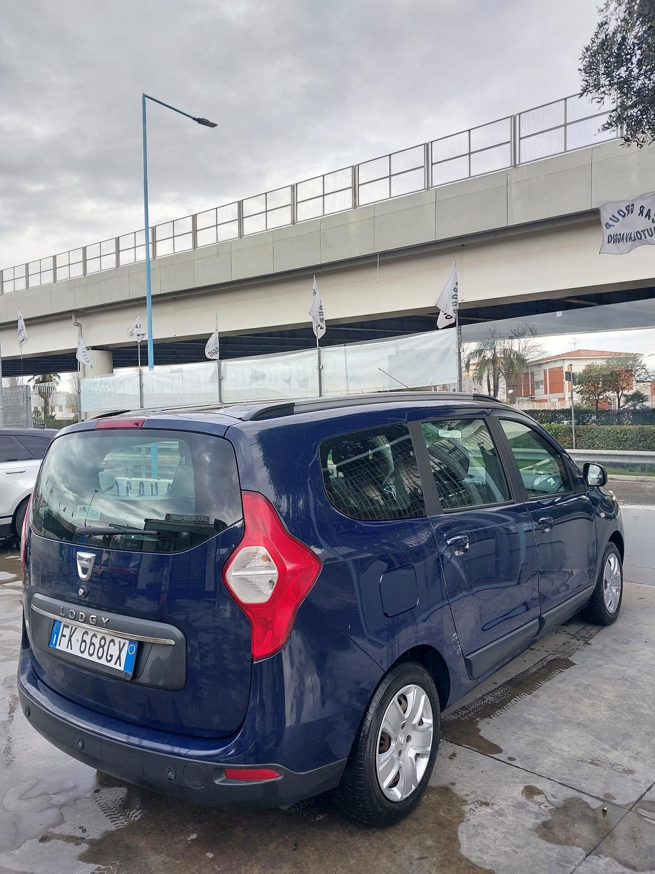 DACIA LODGY 1.6 100CV GPL 7 POSTI 7/2017
