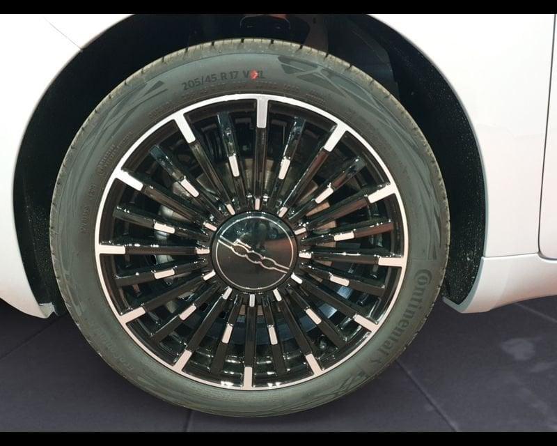 FIAT 500 (2020-->) Berlina Hybrid Icon