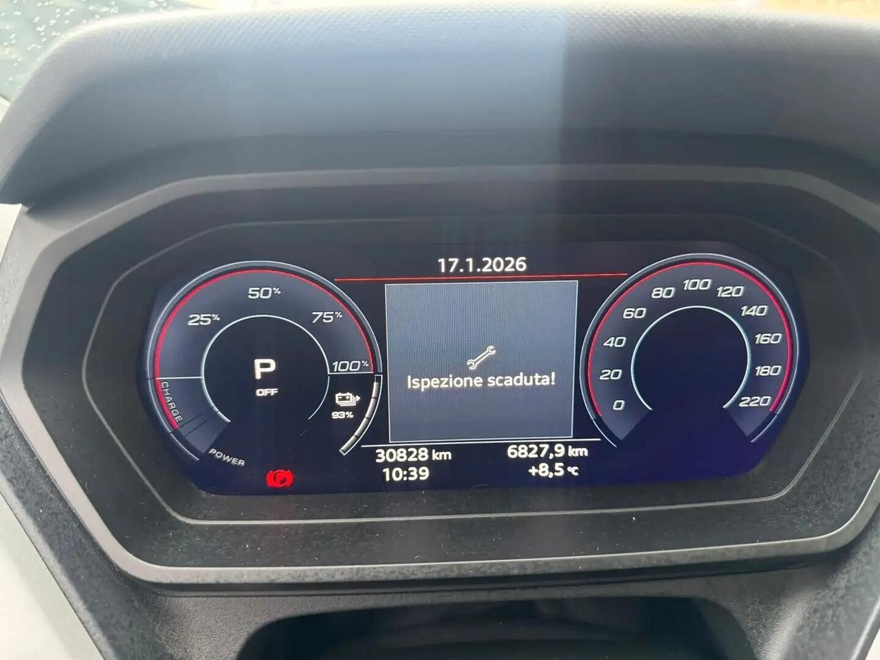 Audi Q4 40 e-tron Business