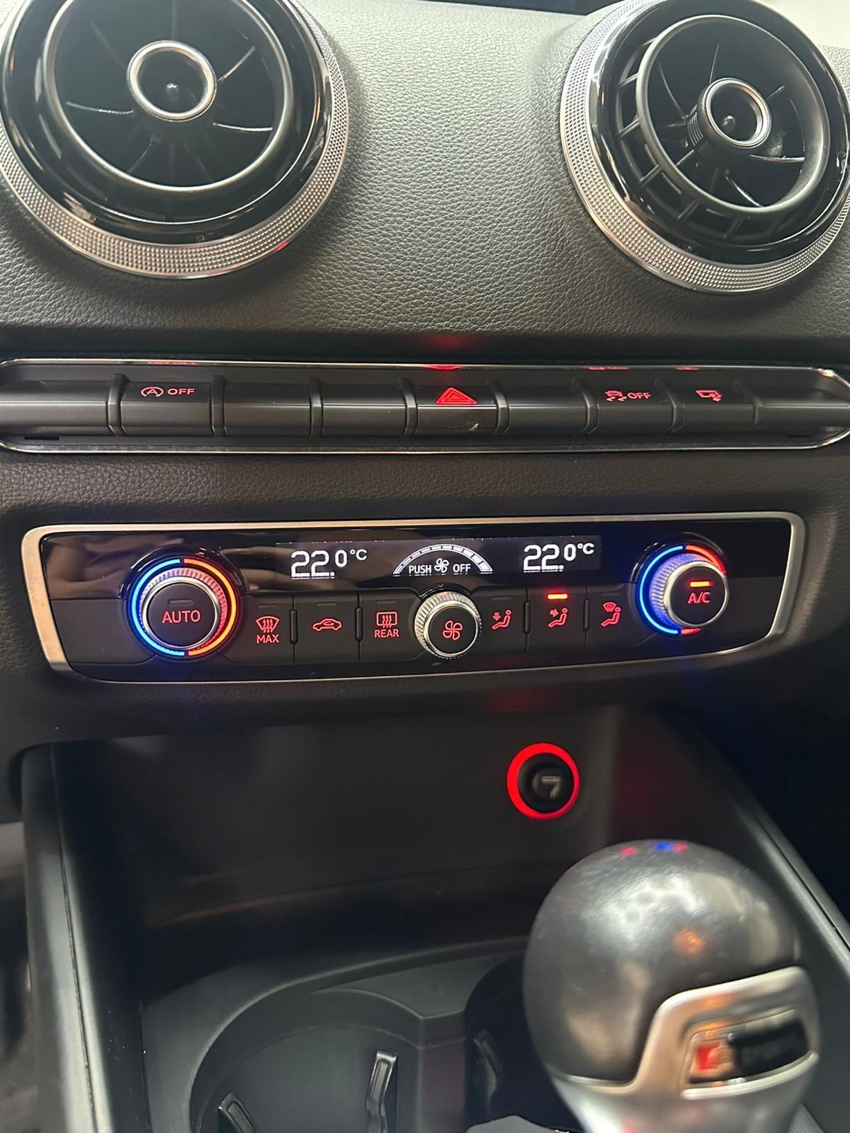 Audi A3 1.6 TDI 110CV S TRONIC