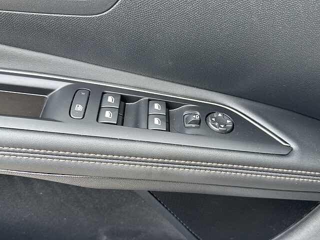 Peugeot 3008 Hybrid 136 e-DCS 6 GT