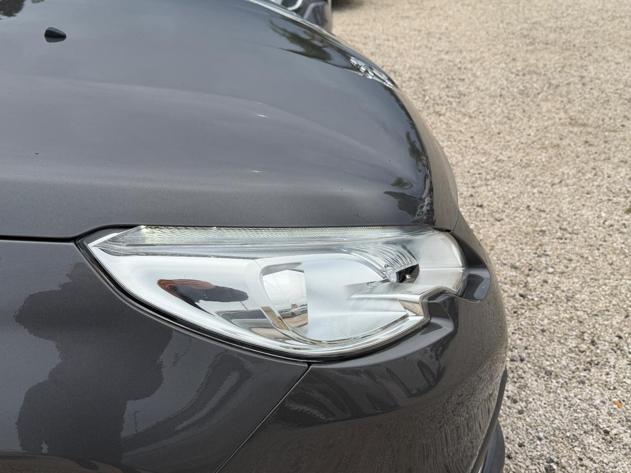 Peugeot 2008 BlueHDi 100 Allure