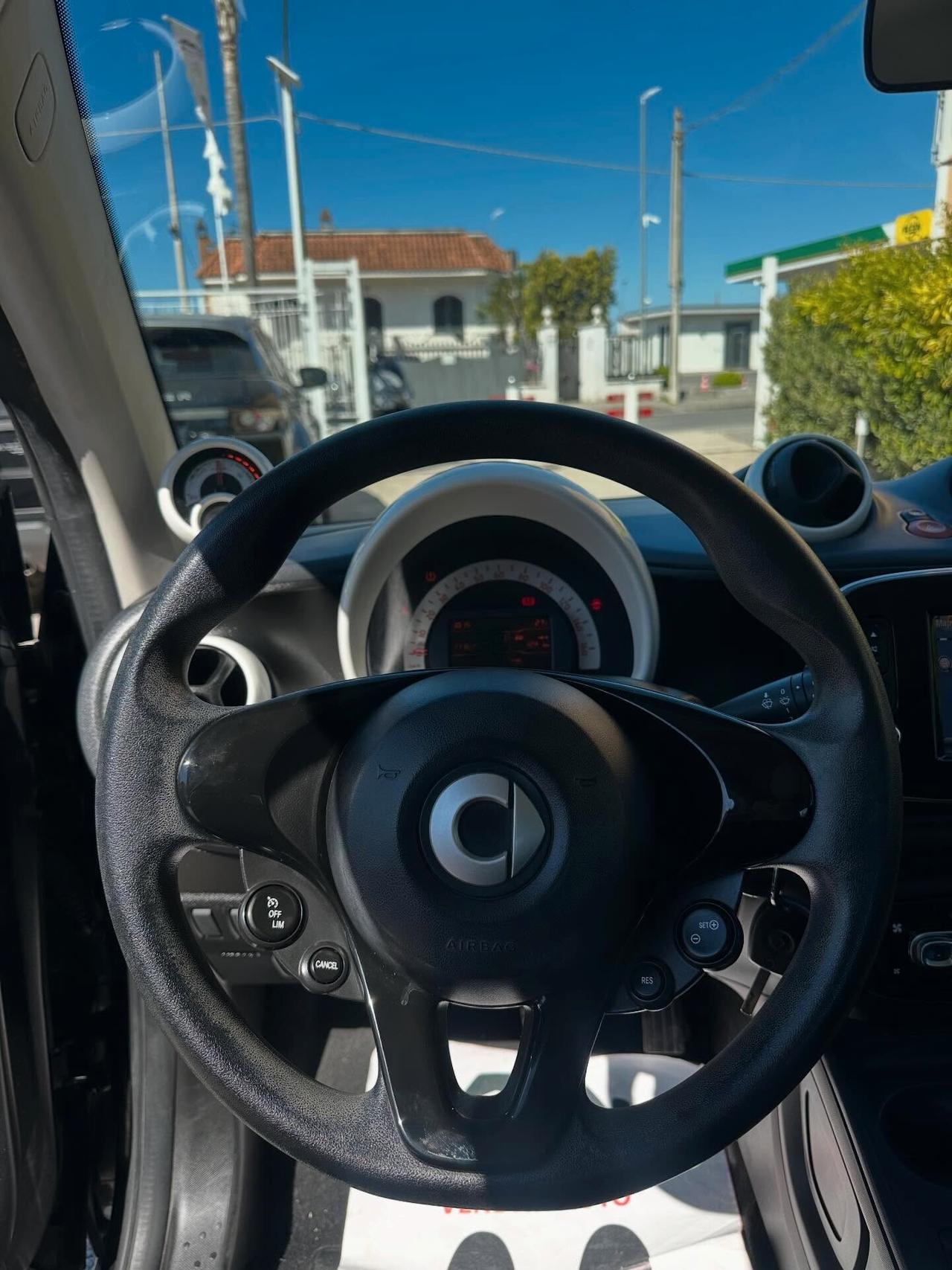 Smart ForTwo EQ Youngster