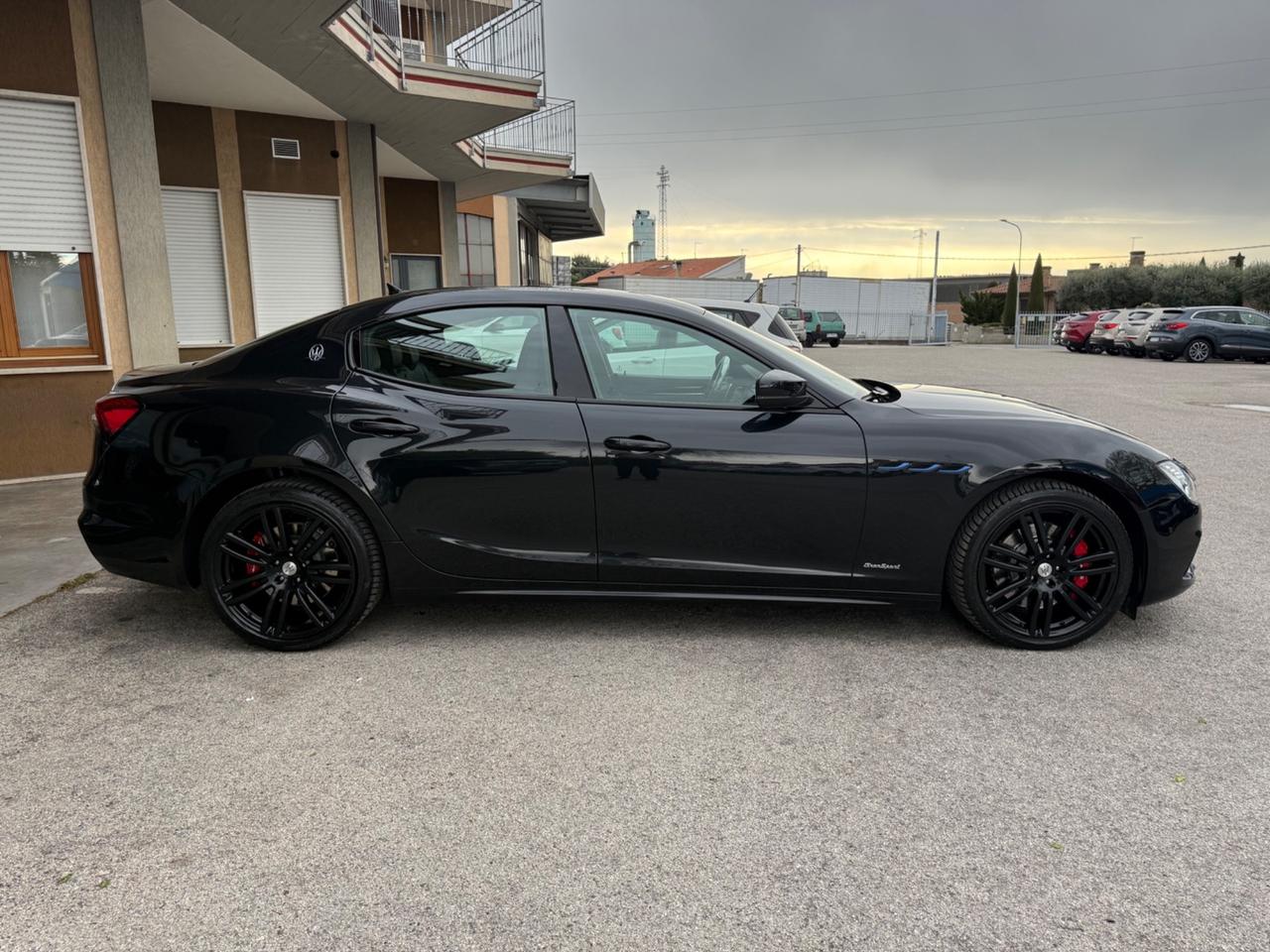 Maserati Ghibli L4 330 CV MHEV Gransport