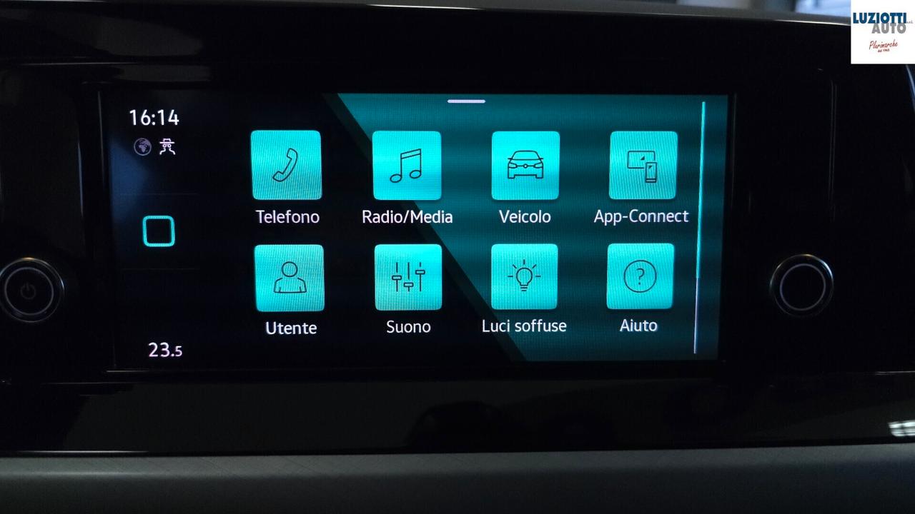 Volkswagen Golf 8 1.0 TSI 110CV LIFE