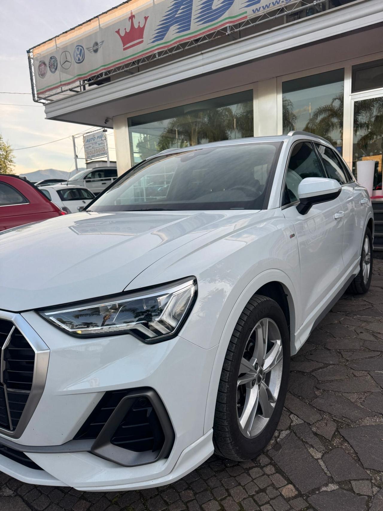 Audi Q3 2.0 TDI 150 CV S line Edition tronic