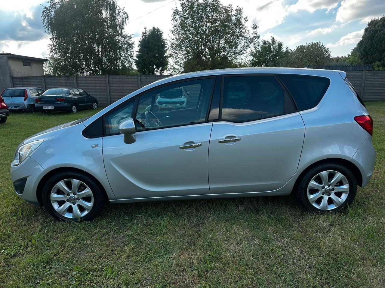 Opel Meriva 1.4 Cosmo ADATTA NEOPATENTATI
