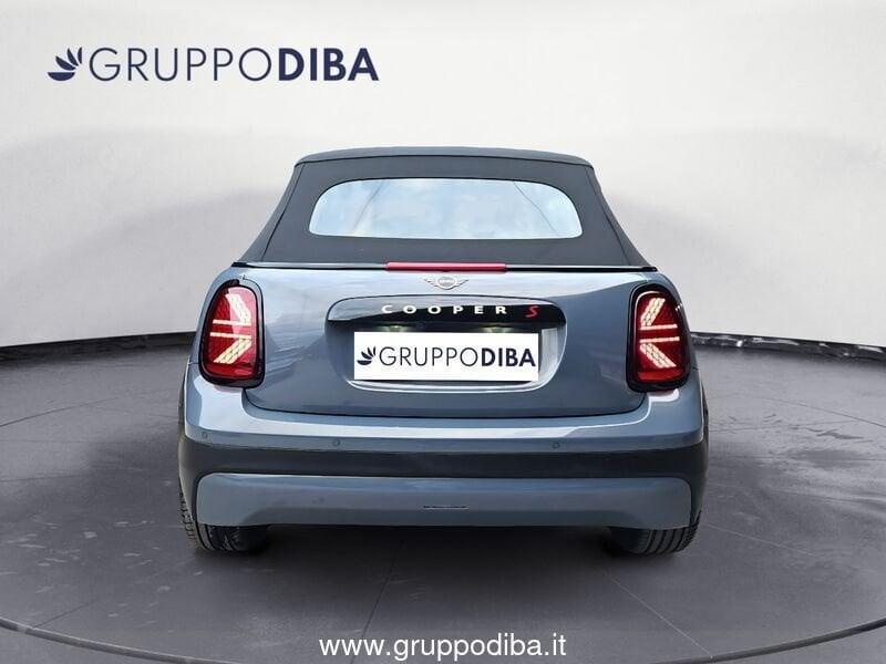 MINI Mini Cooper Cabrio F67 2.0 S Favoured auto