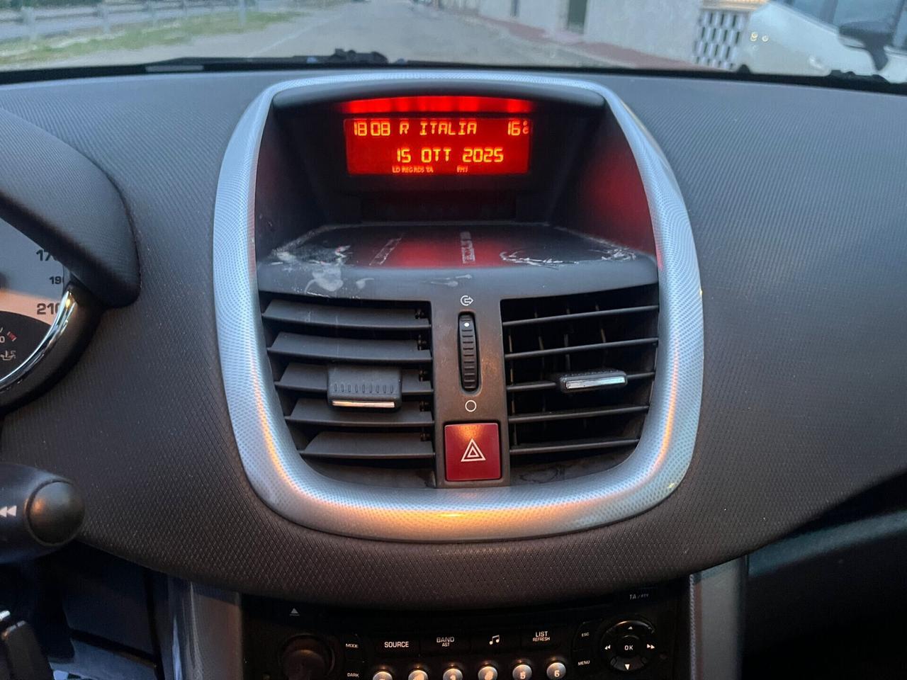 Peugeot 207 1.6 HDi 90CV SW Ciel Unipro 2009