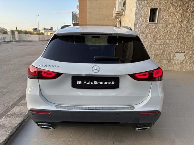 MERCEDES-BENZ GLA 180 d Automatic Sport Plus Pack Night-LUCI AMBIENTE