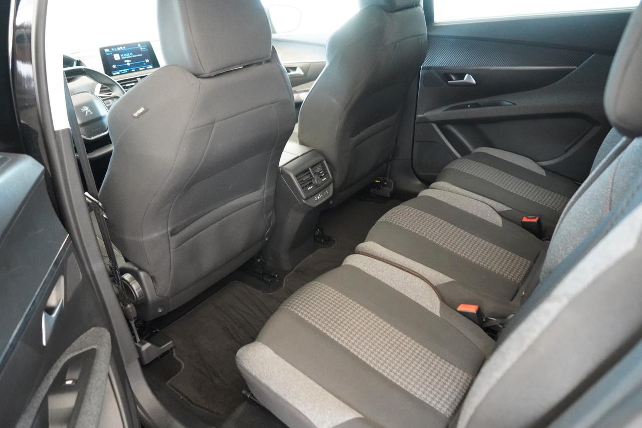 Peugeot 5008 BlueHDi 150 Allure