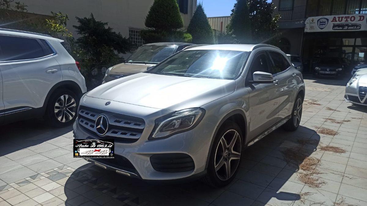 MERCEDES - Classe GLA - GLA 200 d Automatic 4Matic Premium