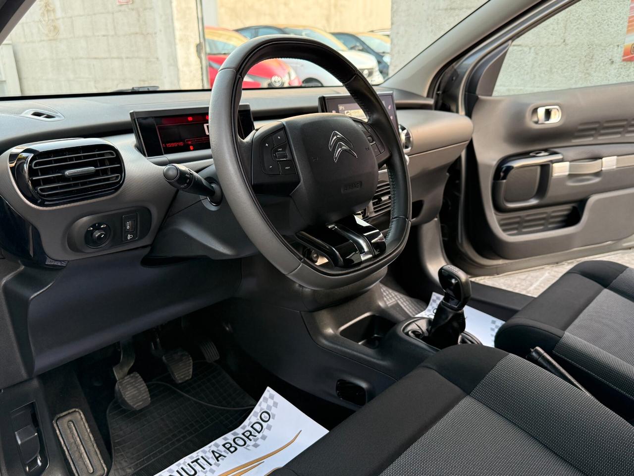 Citroen C4 Cactus 1.2 82CV Shine *CAMERA - 2016