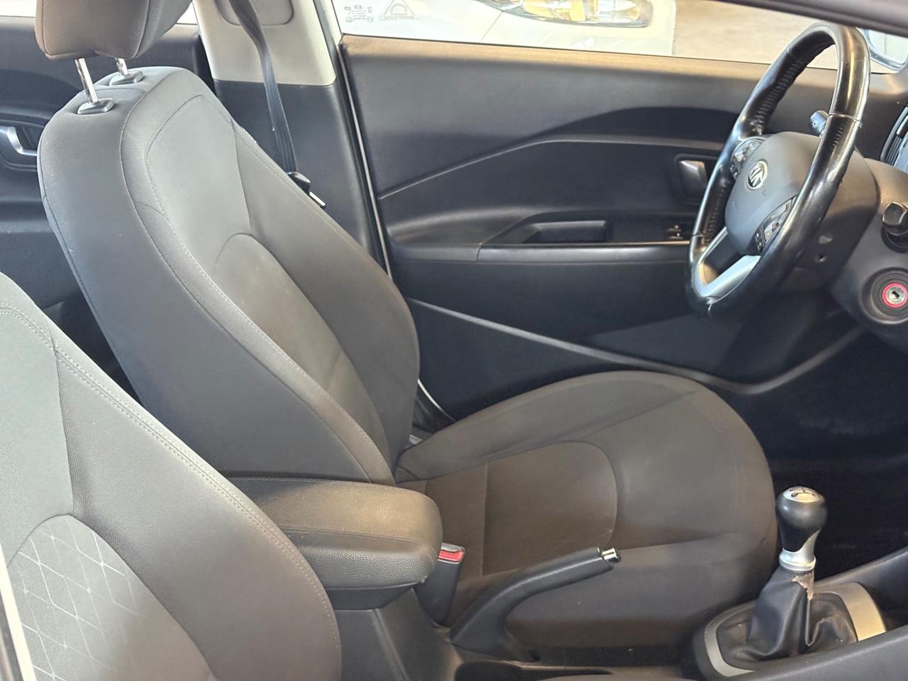 Kia Rio 1.2 CVVT 5p. Cool