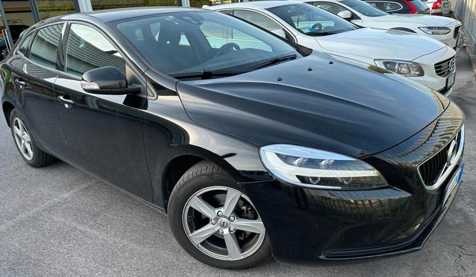 Volvo V40 D2 Business