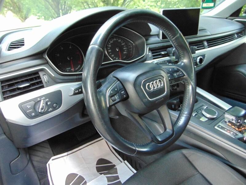 AUDI A4 5ª serie A4 2.0 TDI 150 CV S tronic Bu...