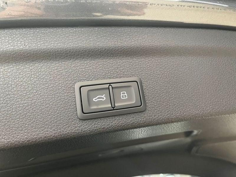 Audi Q3 Q3 40 TDI quattro S tronic S line edition
