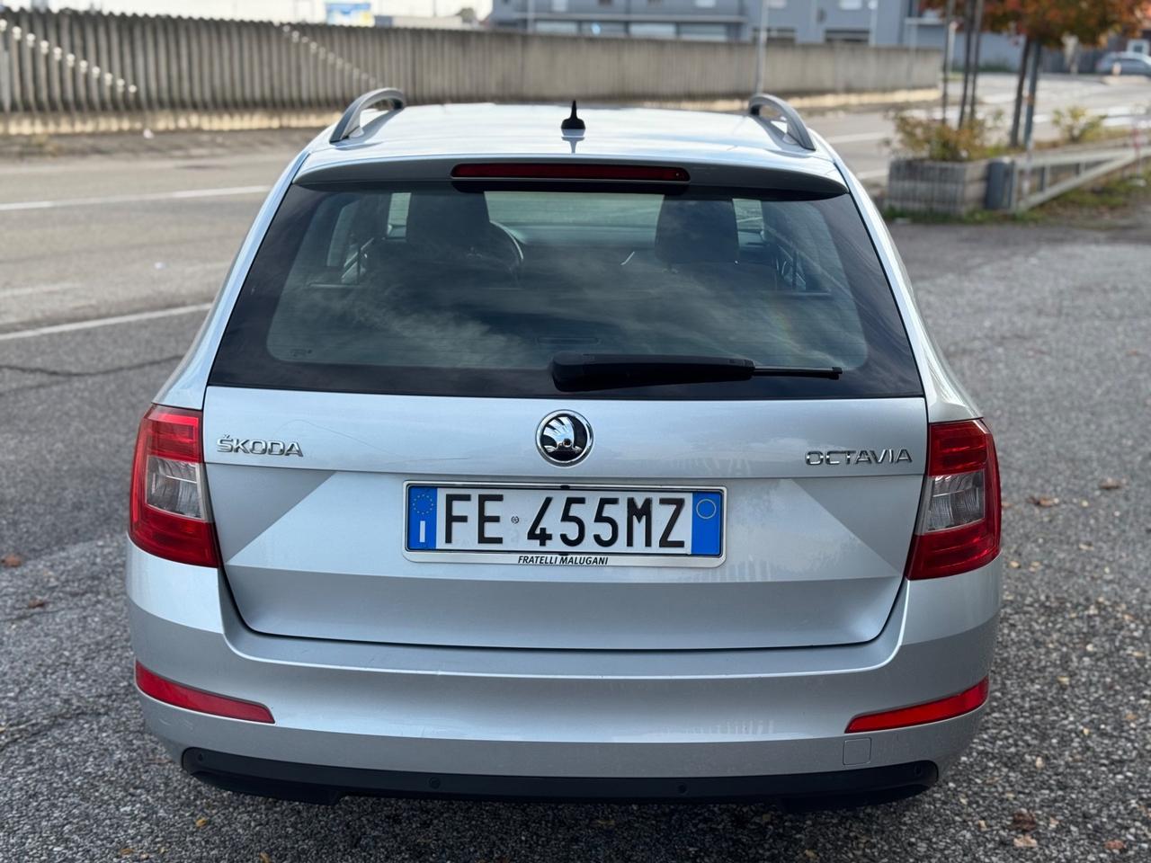 Skoda Octavia 1.6 TDI 110 CV DSG N1