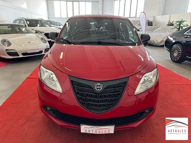 LANCIA - Ypsilon 1.2 8v 5p momo NEOPATENTATI