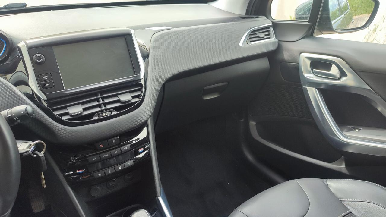 PEUGEOT 2008 NO ADBLUE TETTO PANORAMICO