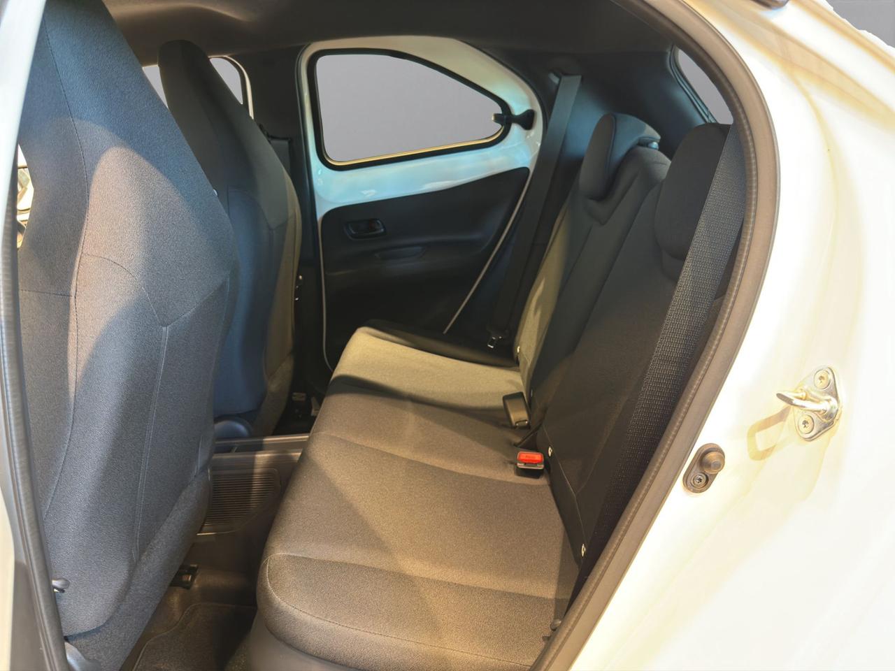Toyota Aygo X 1.5 hybrid e-cvt