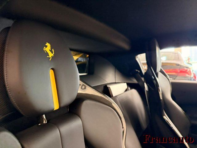 FERRARI SF90 Stradale