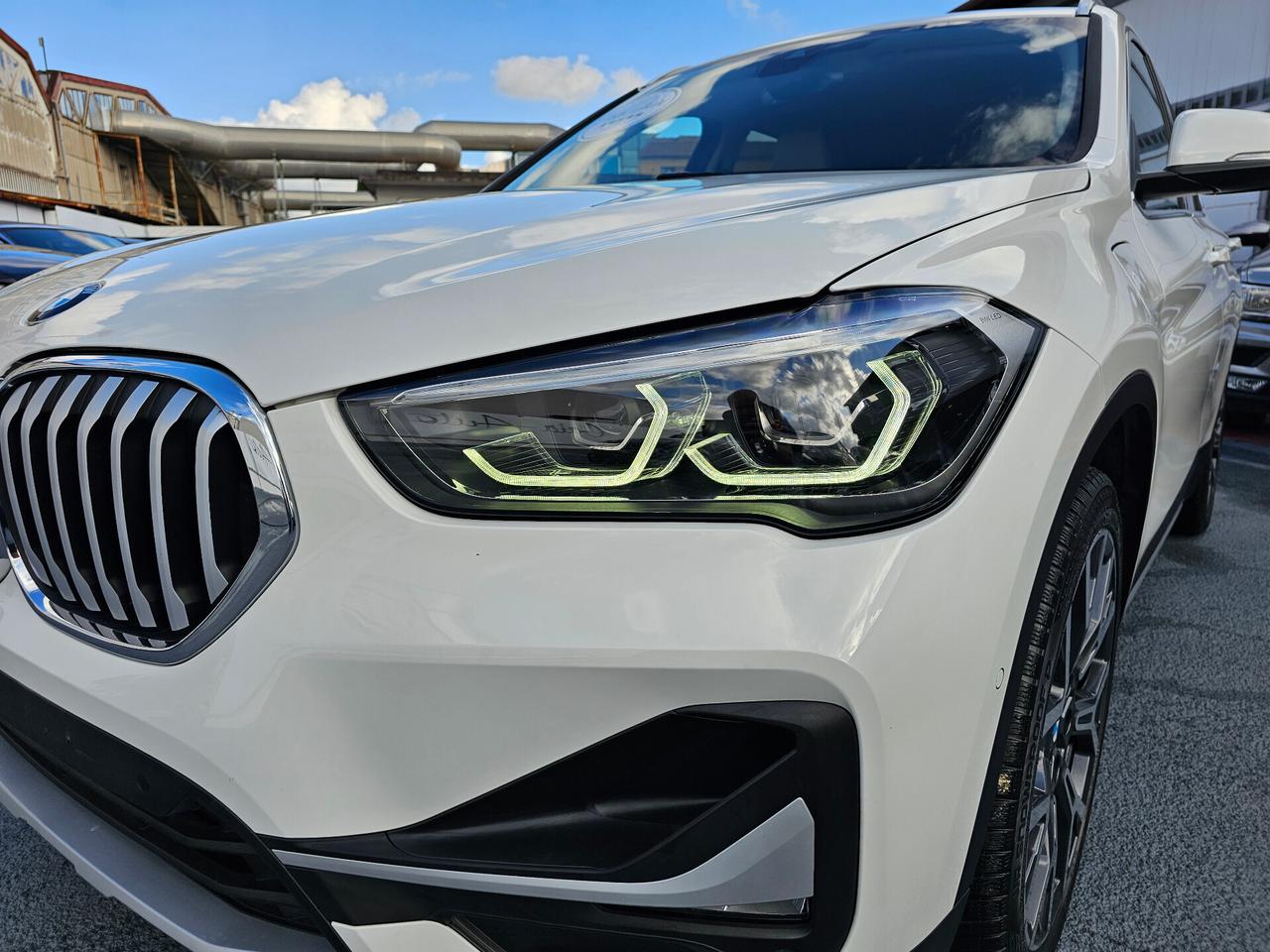 Bmw X1 xDrive25e xLine Navi pelle led