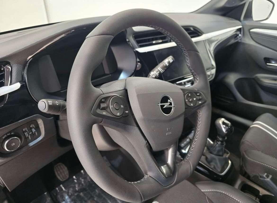 Opel Corsa 1.2 100 CV Ultimate NOLEGGIO 12 MESI