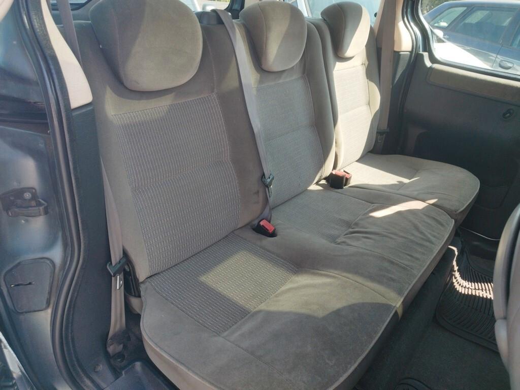 Citroen Berlingo 1.6 16V HDi 75CV 5p. Seduction