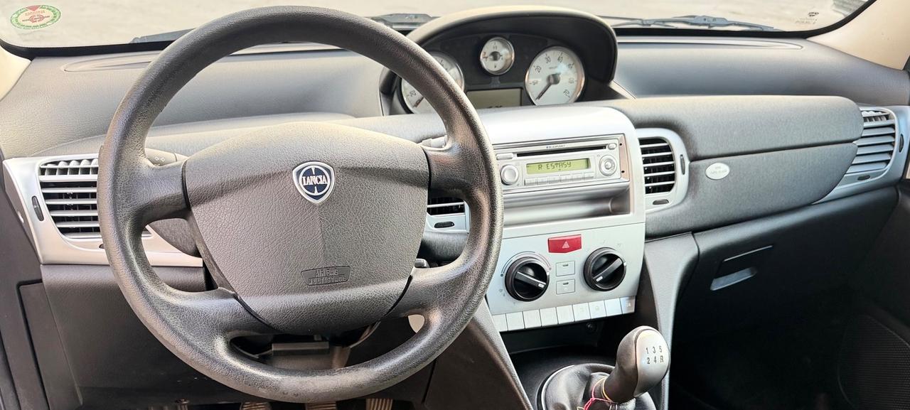 Lancia Ypsilon 1.3 Diesel 75 Cv