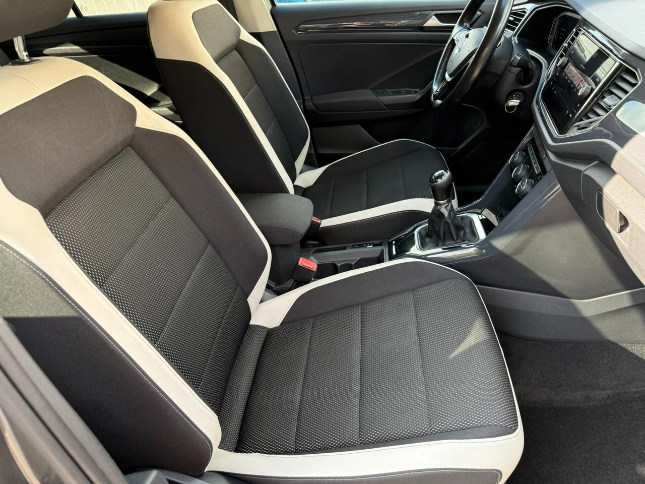 Volkswagen T-Roc 1.6 TDI SCR Advanced BlueMotion Technology