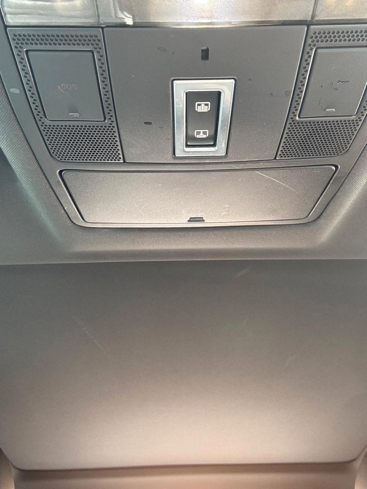 Jaguar E-Pace 2.0D I4 163 CV R-Dynamic SE