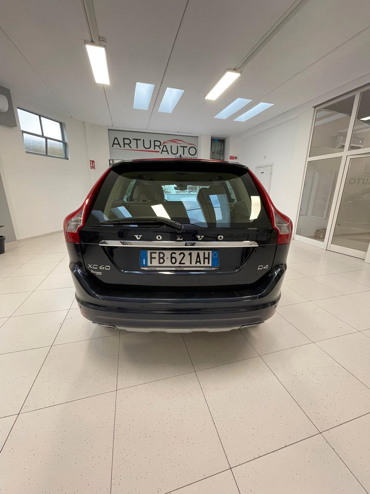 Volvo XC 60 XC60 D4 Geartronic Summum N1