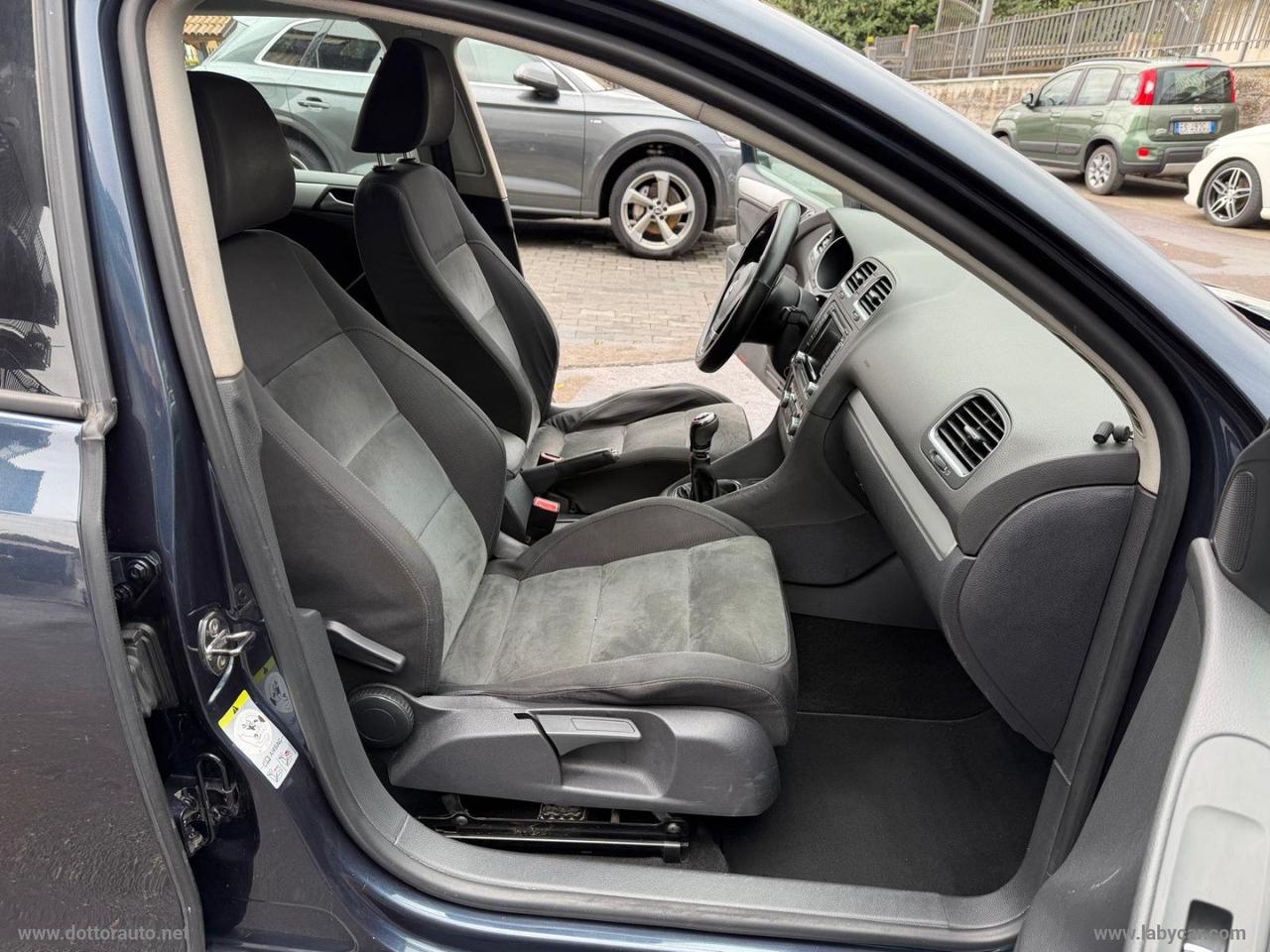 VOLKSWAGEN Golf 2.0 TDI 140 CV 5p. Highline